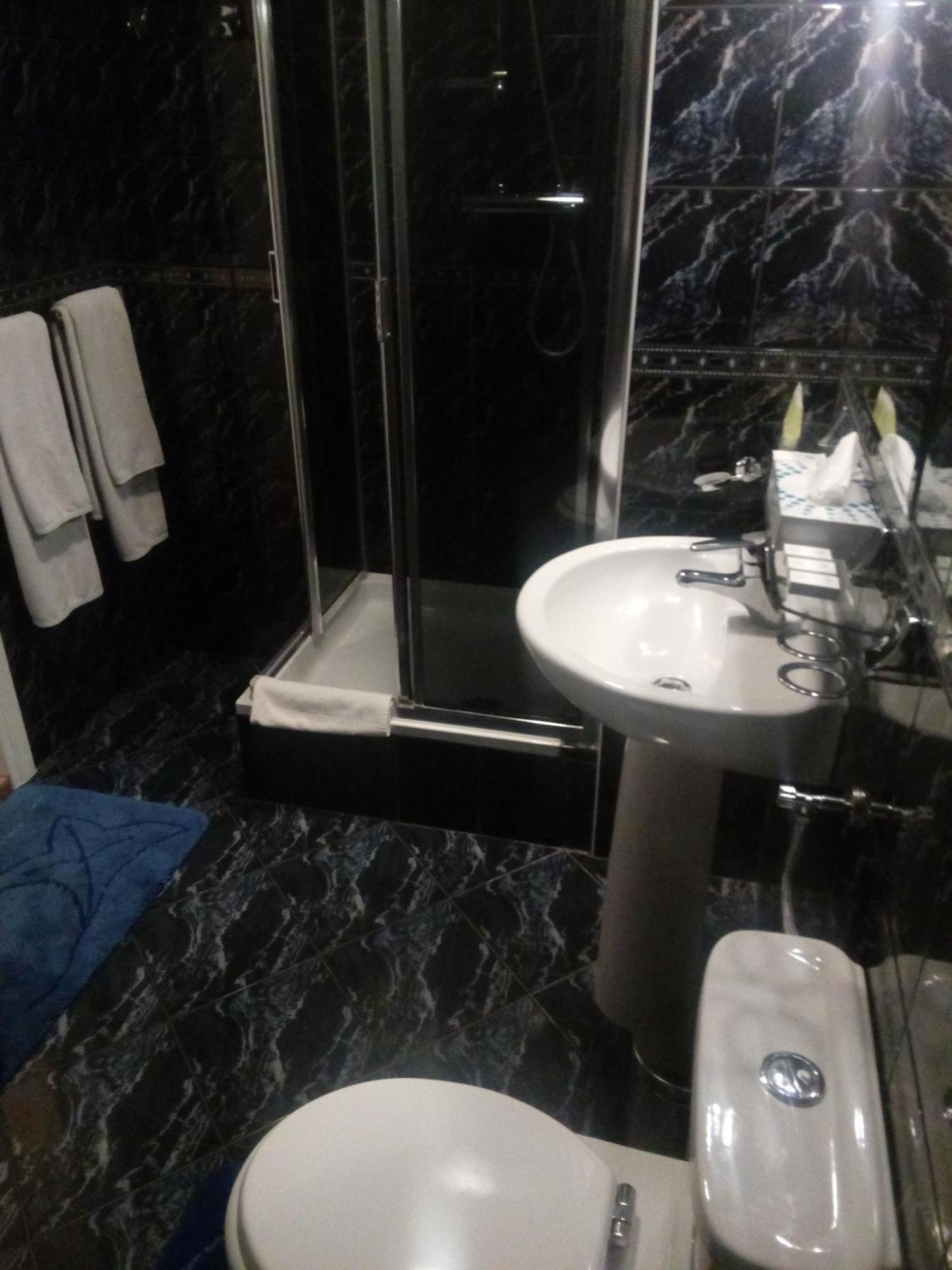 Dwor Anna Bed and Breakfast Ciecierzyn Δωμάτιο φωτογραφία