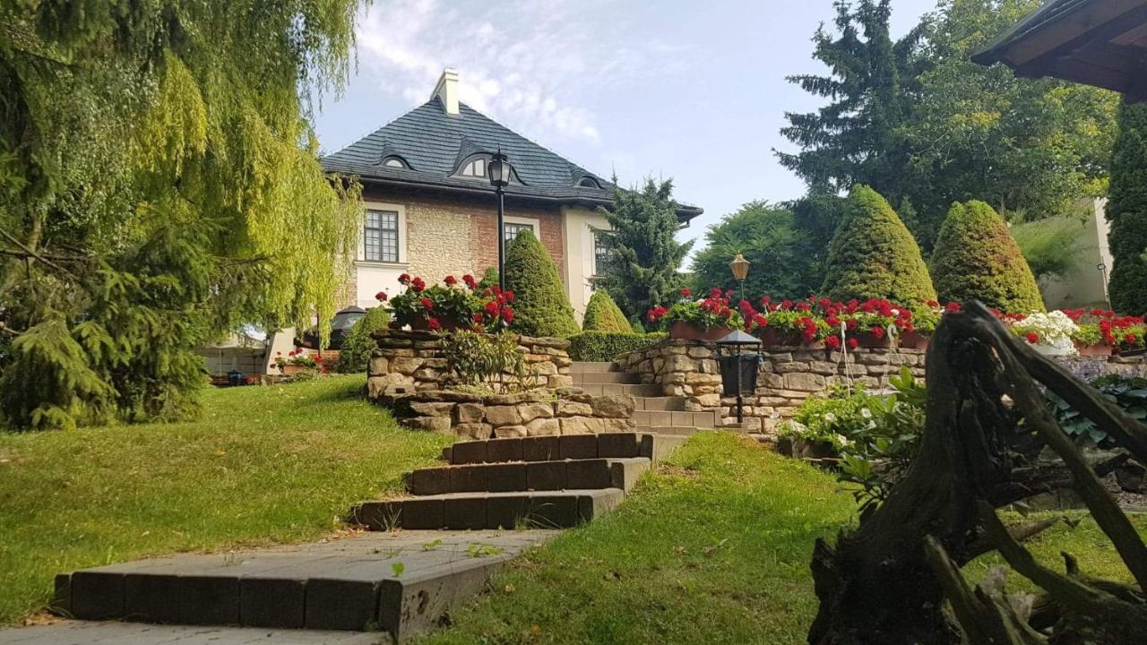 Dwor Anna Bed and Breakfast Ciecierzyn Εξωτερικό φωτογραφία